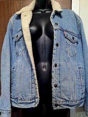 Levis Mens Vintage Sherpa Lined Trucker Jacket